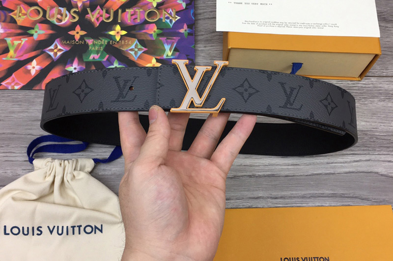 Louis Vuitton M0285V LV Initiales 40mm Reversible belt in Monogram Eclipse Canvas With Gold Buckle
