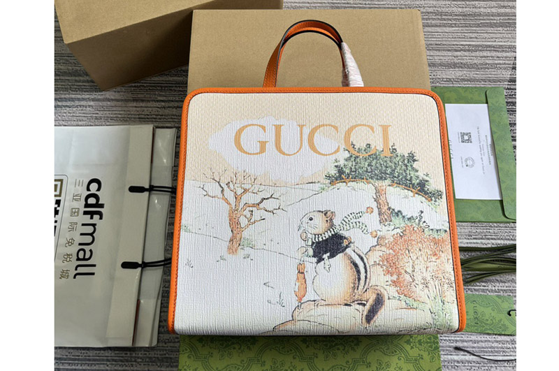 Gucci 605614 childrens animal print tote bag in Cream and beige Supreme canvas