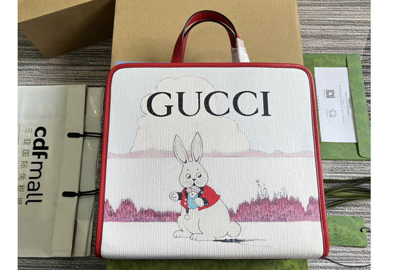 Gucci 605614 Peter Rabbit x gucci tote bag in Off white GG Supreme canvas