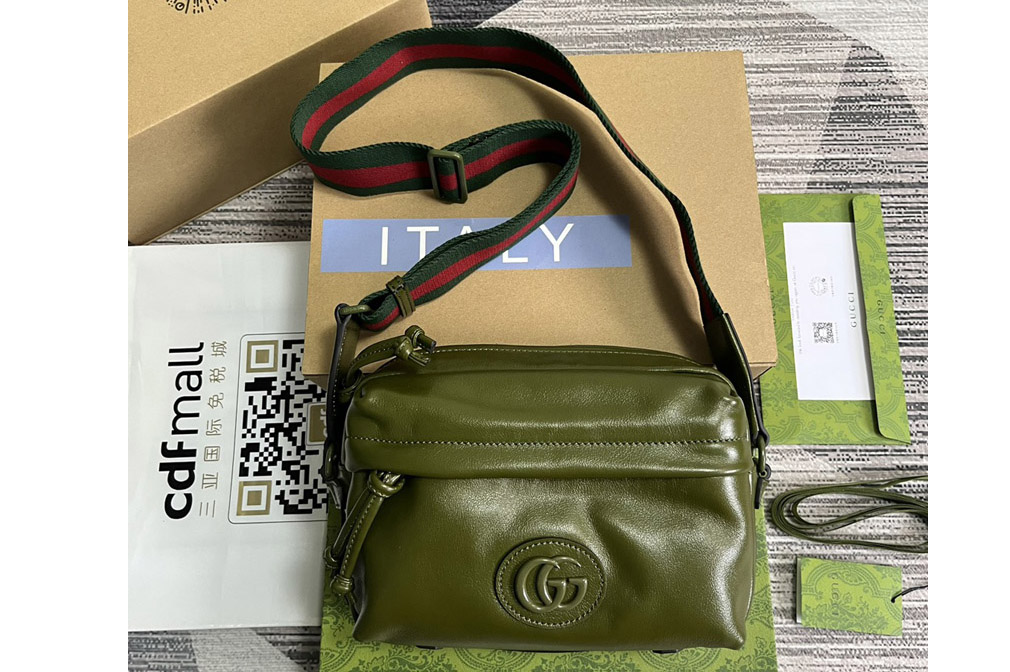 Gucci ‎725696 Shoulder Bag With Tonal Double G in Forest green leather