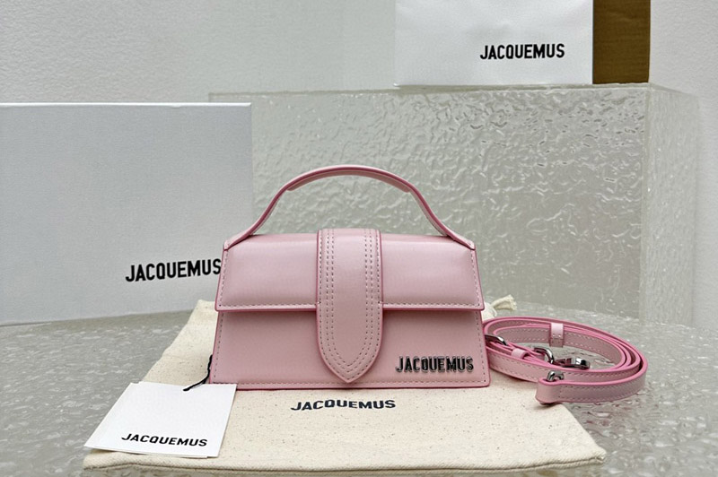 Jacquemus Small handbag with adjustable crossbody strap in Pink Leather