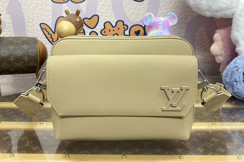 Louis Vuitton M23710 LV Fastline Messenger bag in Beige Cowhide leather