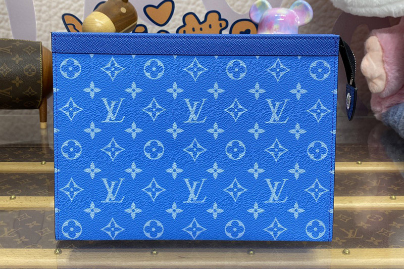 Louis Vuitton M61692 LV Pochette Voyage MM in Blue Taiga cowhide leather and Monogram Eclipse coated canvas