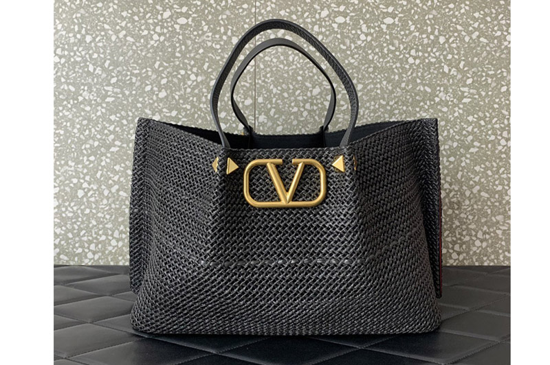Valentino Garavani medium shopping bag in Black synthetic raffia