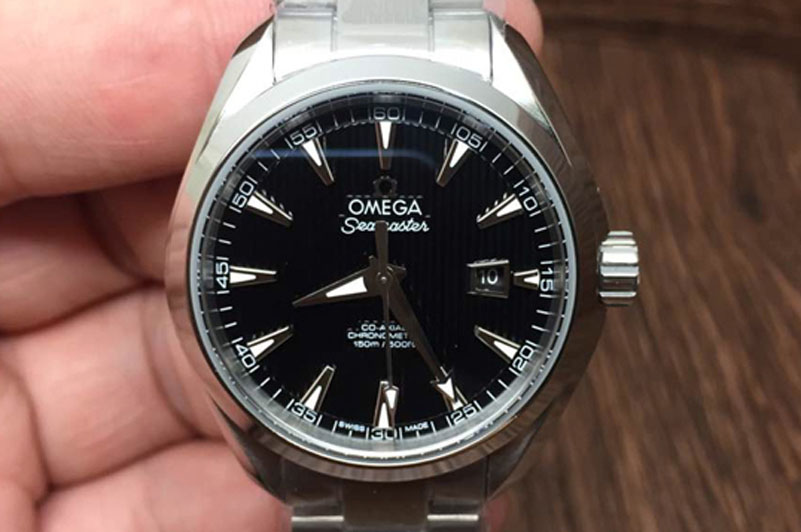 Omega Aqua Terra Ladies SS V6F Black Textured Dial on SS Bracelet A8520