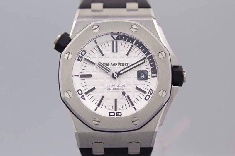 Audemars Piguet Royal Oak Offshore Diver JF V7 White Dial on Black Rubber Strap A2824