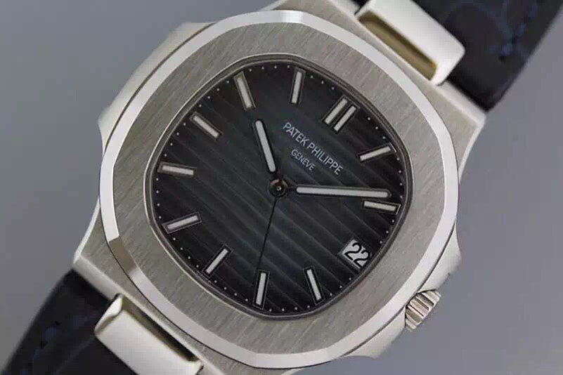 Patek Philippe Nautilus Jumbo 5711 V3 Blue Dial on Leather Strap 1:1 Best Edition A2824