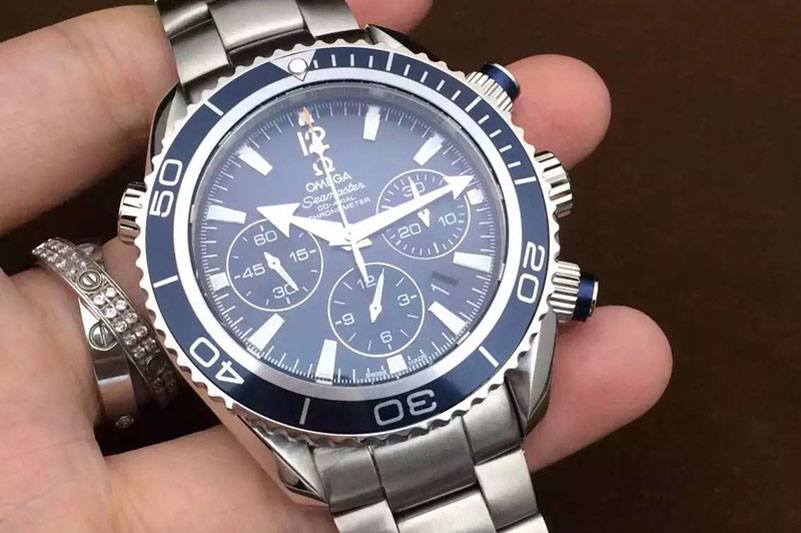 Omega Seamaster Planet Ocean Chrono 45mm SS Blue Dial Silver Markers on SS Bracelet A7750