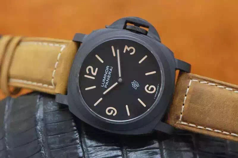 Panerai Pam 360 Paneristi Limited Edition in Carbotech Casework