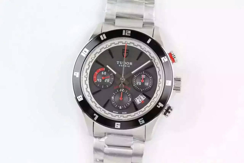 Tudor Grantour 42mm SS/SS Black Dail A7750