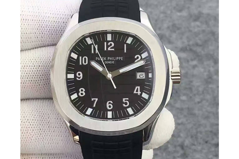 Patek Philippe Aquanaut Jumbo RG Black Textured Dial on Black Rubber Strap A324