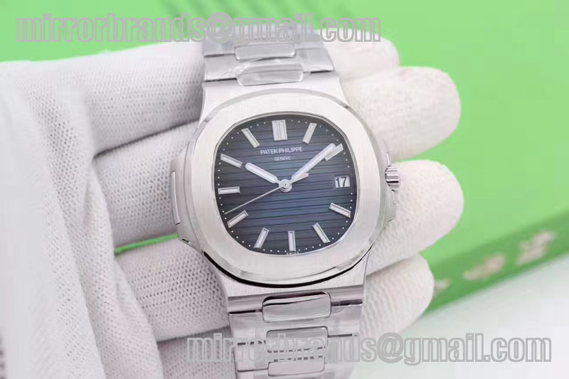 Patek Philippe Nautilus Jumbo 5711 MKF Blue Textured Dial on SS Bracelet A324 V4