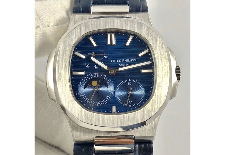 Patek Philippe Nautilus 5724G Moonphase SS/LE Blue Dial