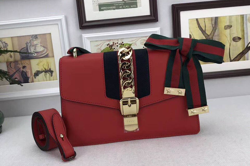 Gucci 421882 Sylvie Leather Shoulder Bag Red