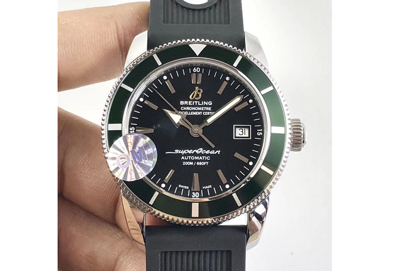 Breitling SuperOcean 42mm A17321 SS 1:1 Best Edition Black Dial Green Bezel on Black Rubber strap A2824