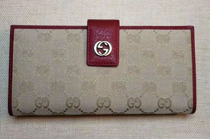 Gucci 337335 GG Supreme Wallet Red