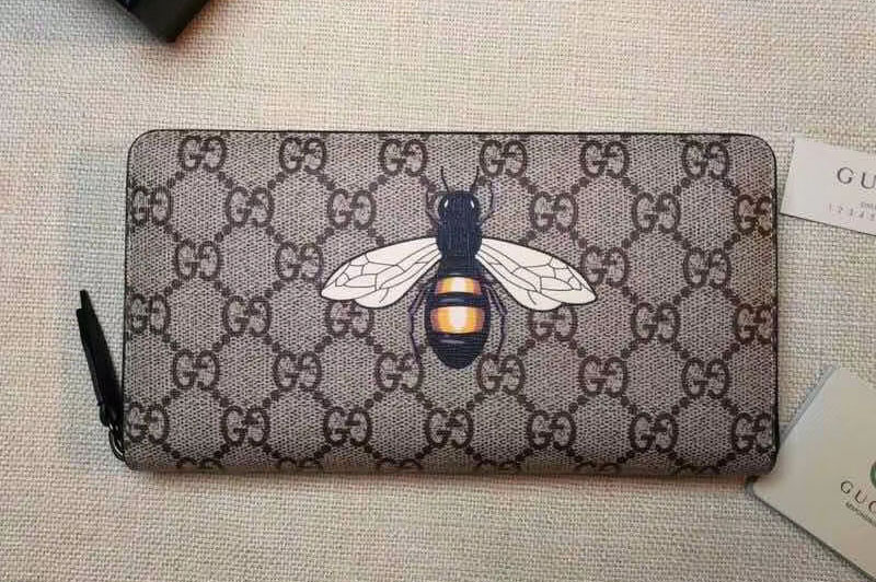 Gucci 451273 Bee print GG Supreme zip around wallet