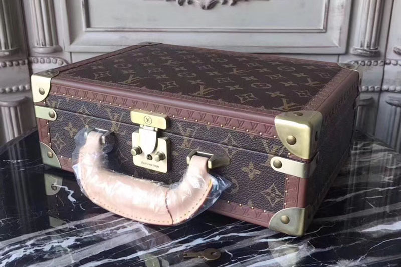 Louis Vuitton M21205 LV Monogram Canvas Suitcase 30