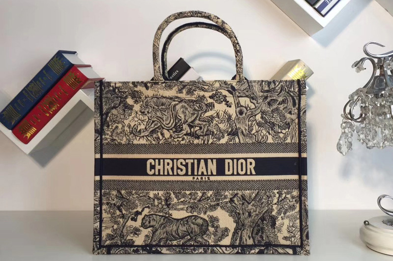 Dior M1286 Book Tote 42mm Bag in Embroidered canvas With Cruise