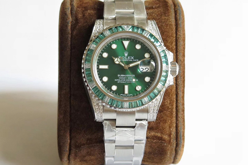 Rolex Submariner 116610 LV Green Diamonds Bezel Noob 1:1 Best Edition 904L SS Case and Bracelet SA3135