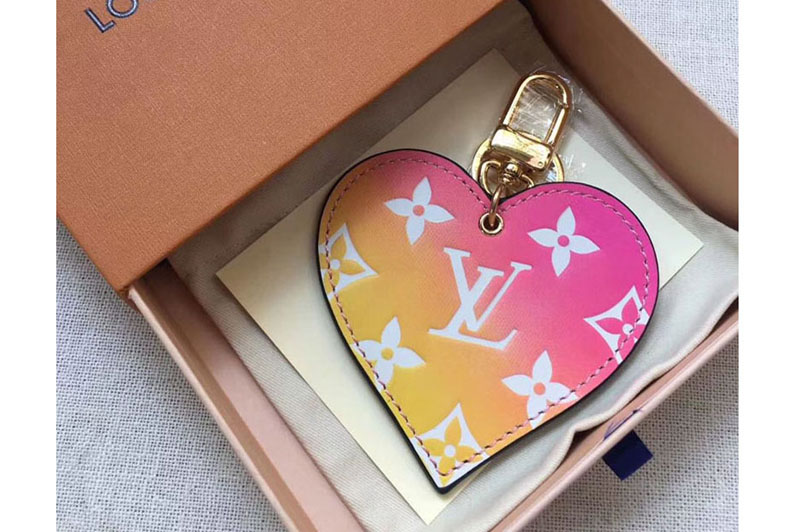 Louis Vuitton M67435 Love Lock Heart Gradient Bag Charm