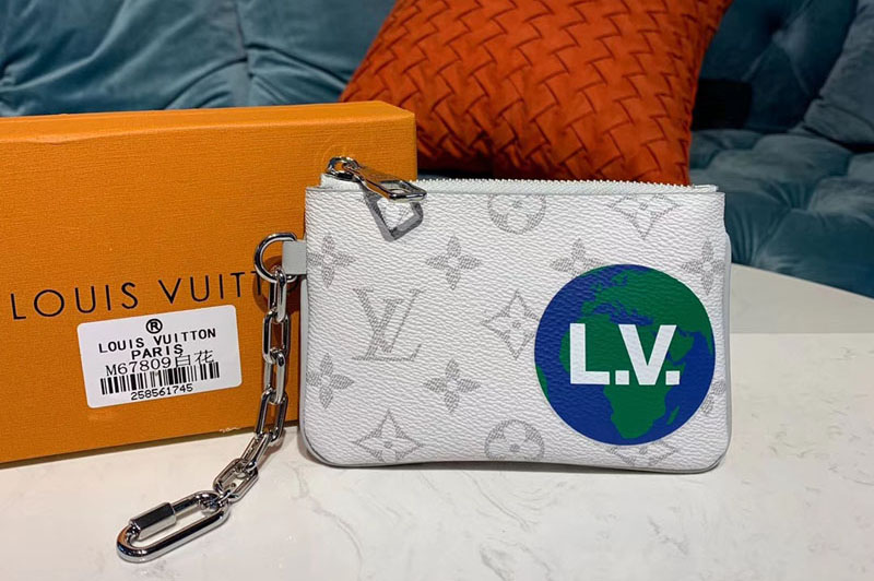Louis Vuitton M67809 LV Zipped Pouch PM White Monogram Canvas