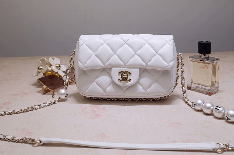 CC AS1436 Small Flap Bag in White Lambskin