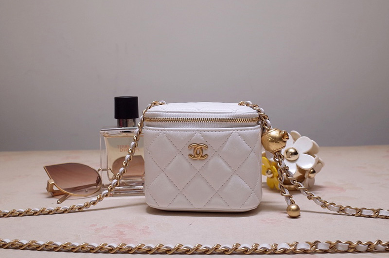 CC AP1447 Small Classic Box with Chain in White Lambskin