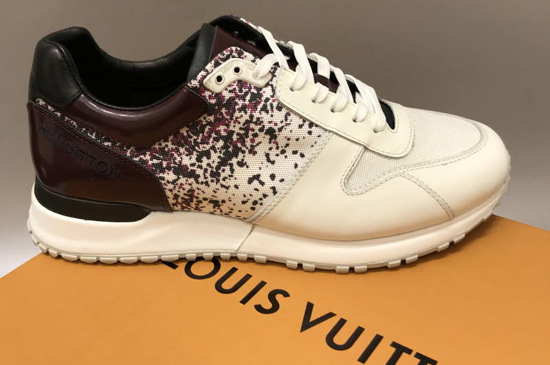 Louis Vuitton 1A5YHR LV Run Away Sneaker in White calf leather