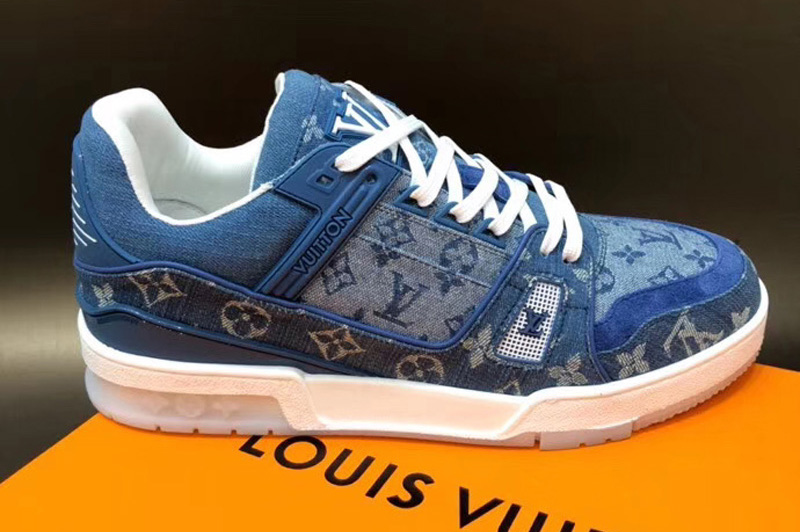 Louis Vuitton 1A7S4Z LV Trainer sneaker In Blue Monogram denim