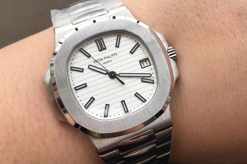 Patek Philippe Nautilus 5711/1A 3KF 1:1 Best Edition White Textured Dial on SS Bracelet A324 Super Clone