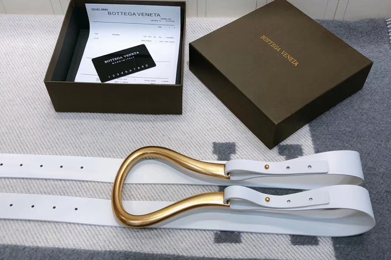 Bottega Veneta 577041 Double-strap belt with horseshoe-shaped buckle in White Calf Leather