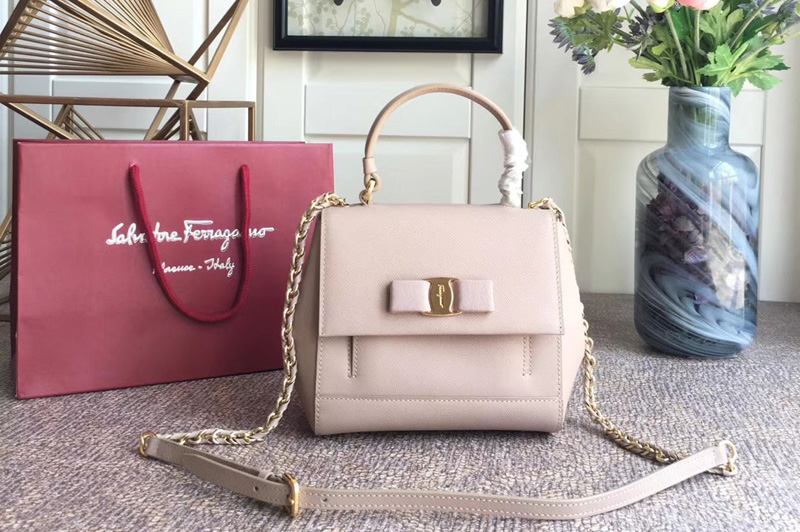 Ferragamo 21F570 Carrie Nero Top Handle Handbags In Pink Calfskin Leather