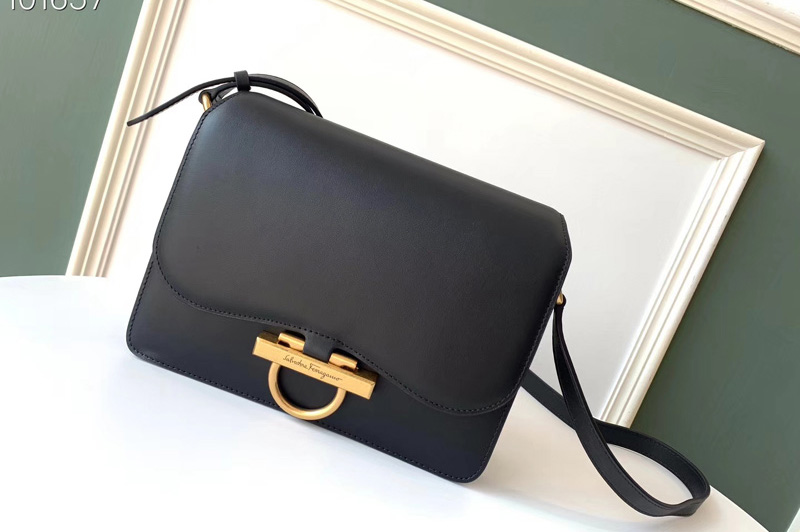 Ferragamo 21H321 Classic Flap Bags Black calfskin leather