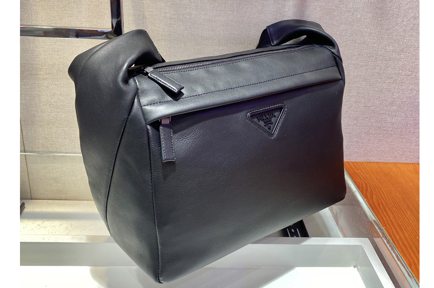 Prada 2VH125 Leather shoulder bag in Black soft leather