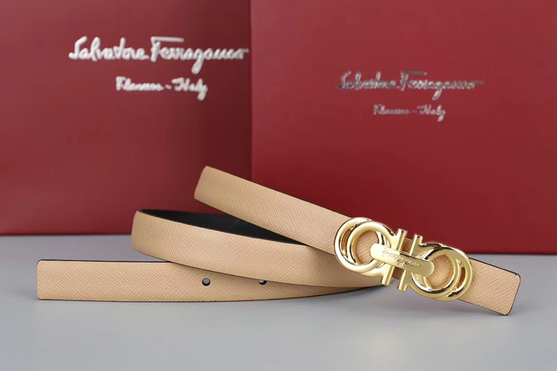 Women's Ferragamo 554330 20mm Gancini Belts in Pink calfskin leather