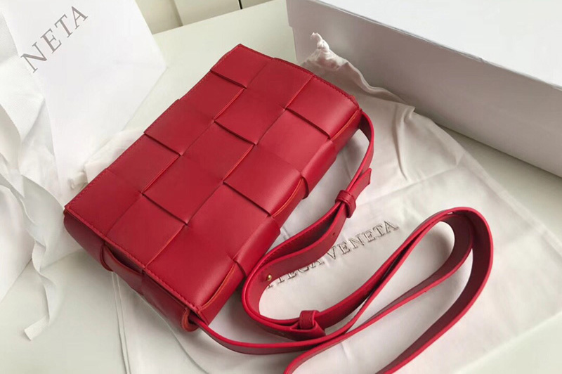 Bottega Veneta 578004 BV Cassette Crossbody bag In Red Lambskin Leather