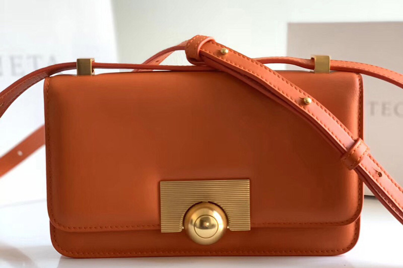 Bottega Veneta 578009 BV classic Shoulder bag in Orange Calf Leather
