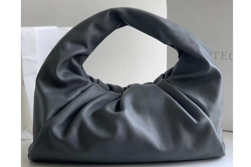 Bottega Veneta 610524 The shoulder Pouch bag in Gray Calfskin Leather