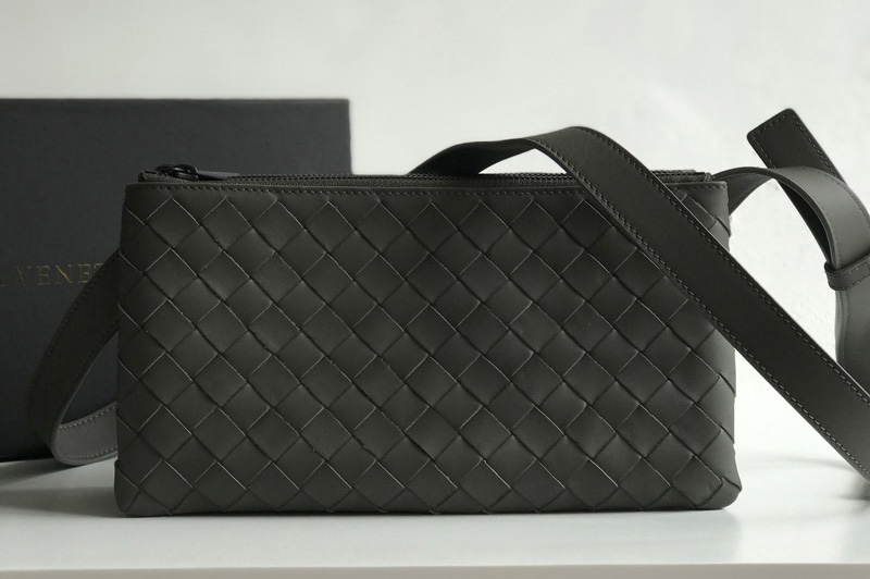 Bottega Veneta 611240 BV Messenger bag In Gray classic woven nappa leather