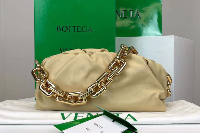 Bottega Veneta 620230 Chain Pouch Shoulder Bag in Beige Lambskin Leather With Gold Chain