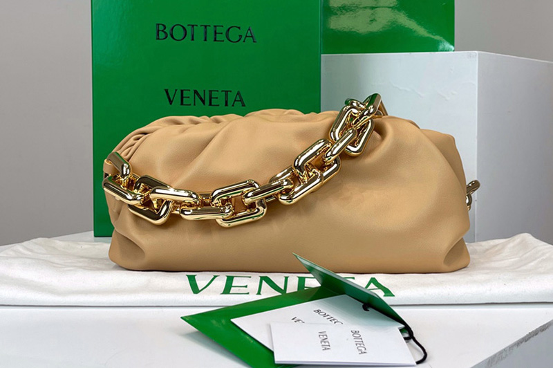 Bottega Veneta 620230 Chain Pouch Shoulder Bag in Sand Lambskin Leather With Gold Chain