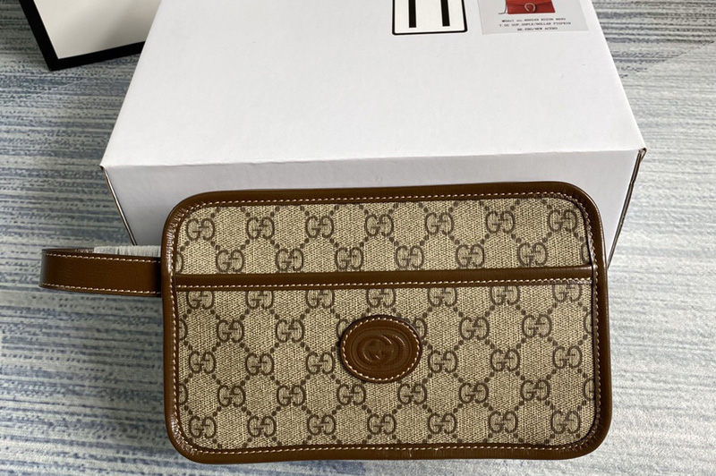 Gucci 625764 GG travel pouch with Interlocking G in Beige/ebony GG Supreme canvas