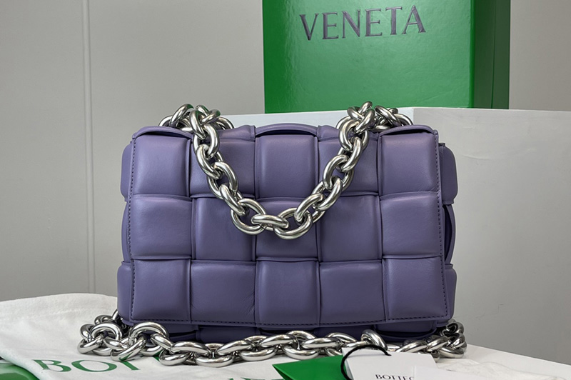 Bottega Veneta 631421 The Chain Cassette bag in maxi Purple Intrecciato Nappa leather With Silver Chain