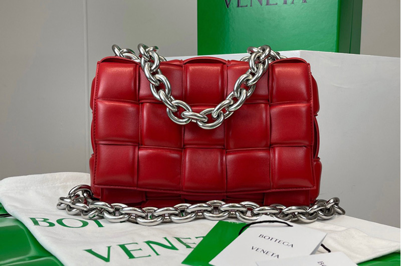 Bottega Veneta 631421 The Chain Cassette bag in maxi Red Intrecciato Nappa leather With Silver Chain