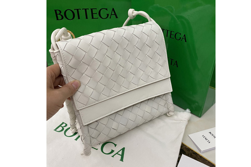 Bottega Veneta 631463 The Small Fold Crossbody back in soft White Nappa Leather
