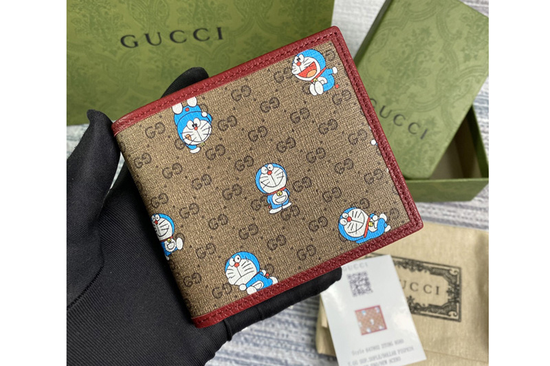 Gucci 647802 Doraemon x Gucci bi-fold wallet in Beige/ebony mini GG Supreme canvas