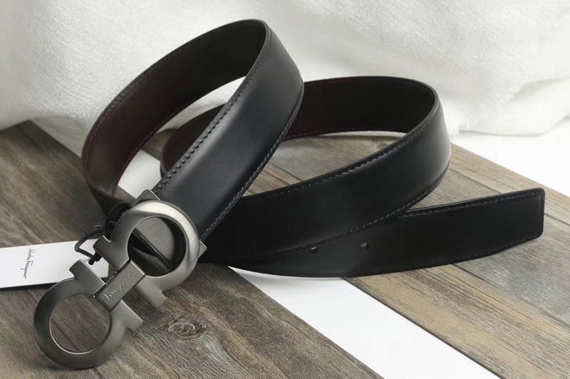 Ferragamo 675542 reversible and adjustable Gancini Belt in Black calfskin leather Black Buckle
