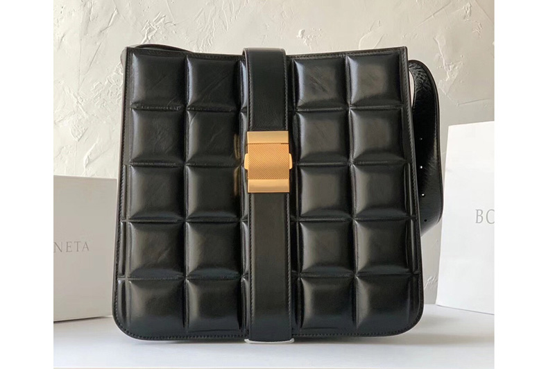 Bottega Veneta 578344 padded marie bag in Black Calfskin Leather