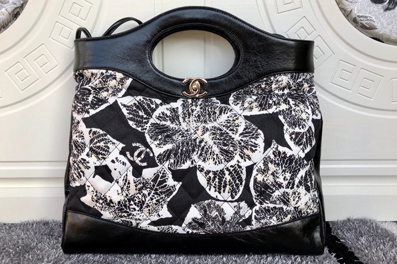 CC 31 Shopping Bags Black Calfskin/White Cotton